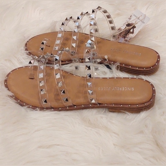 Sincerely Jules Tabbi Studded Sandals Clear NWOT - Picture 3 of 5